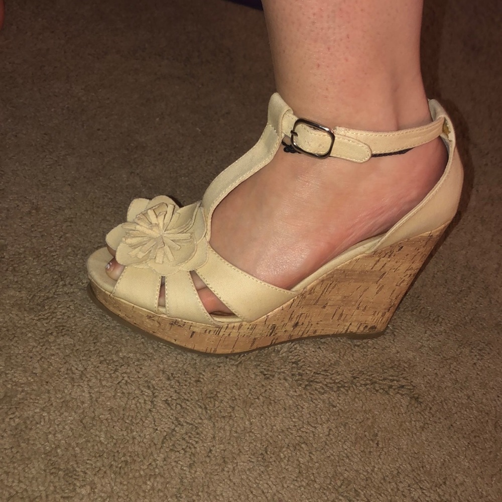 Steve Madden Peep toe wedges - Picture 4 of 4
